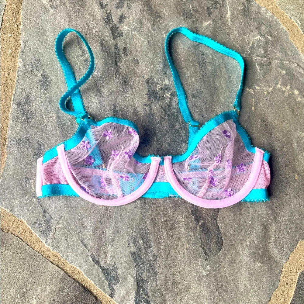 New🌟Beth Embroidery Underwire Bra